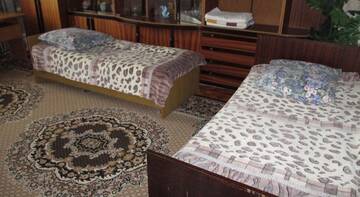 Фото номера Стандартный четырехместный номер Гостиница Guest house Vostochnaya 27 г. Дивеево 4